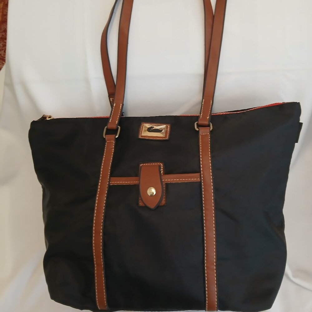 Dooney & Bourke Wayfarer Zip Tote with pouch